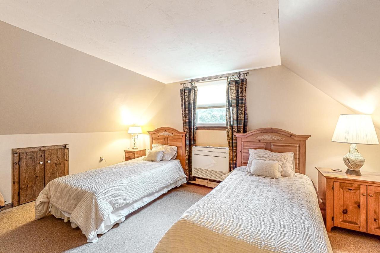 Lake Shore Living Фолмут Экстерьер фото